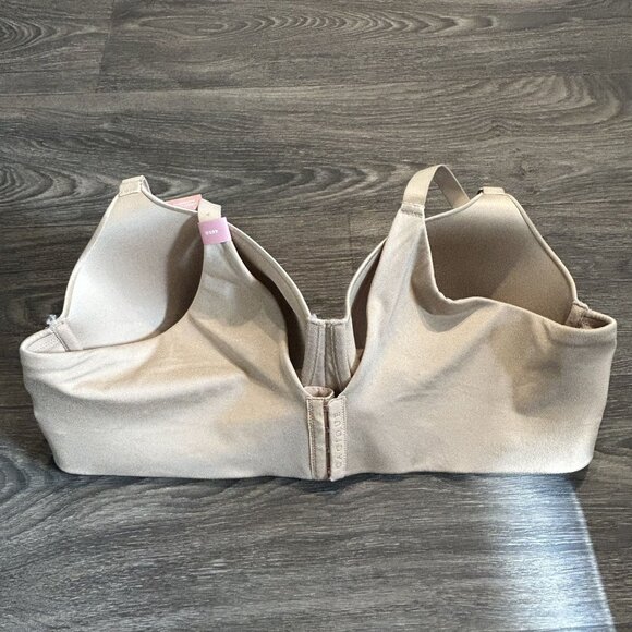 NEW Cacique Lightly Lined Balconette Bra 46DD Back Smoothing Satin Underwire - Picture 2 of 11